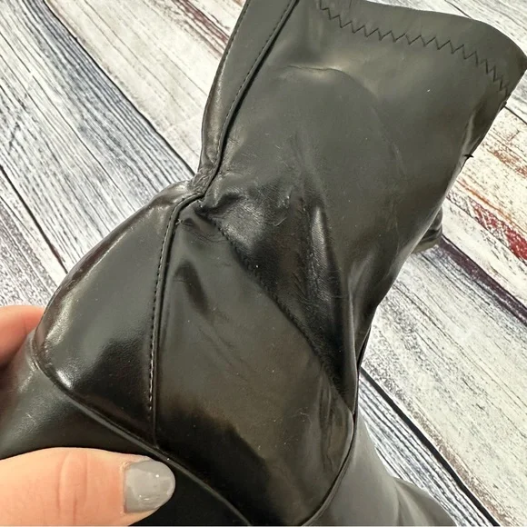 Vintage 90’s Unlisted Vegan Leather Chunky Black Boots - Picture 7 of 11